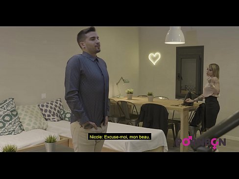 ❤️ PORNBCN 4K Mwanamke mmoja aliyekomaa na matiti makubwa anataka kunyofolewa mkundu kijana gigolo mwenye dick kubwa blowjob amortist kazi ngumu ya mikono kazi ya mbwa style pussy lick orgasm French subtitles Pono ❌️
